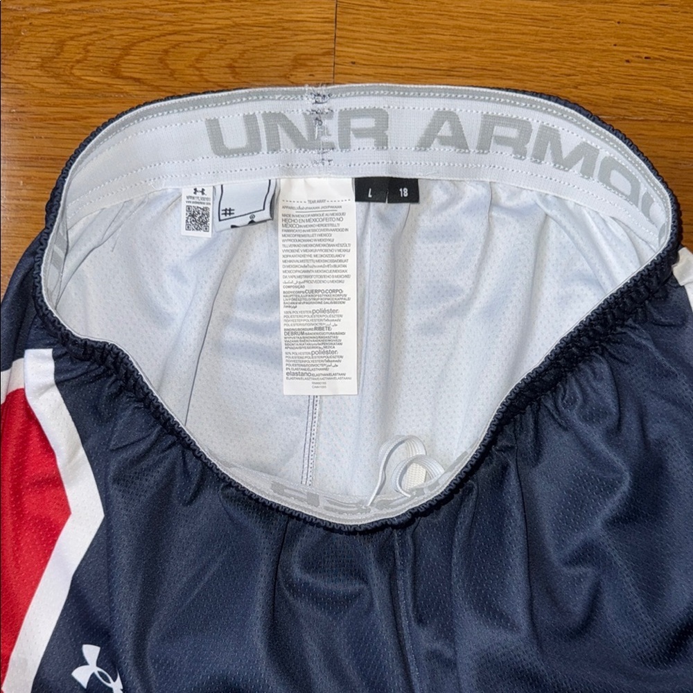 NWOT Men’s St. John’s University Under Armour Men's Red and Blue Athletic Shorts - Picture 7 of 8